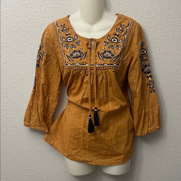 dressbarn - Picture 2 of 4